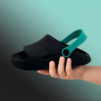 Chinelo infantil Nuvem Meninos 2 em 1 Passato com correia, leve, antiderrapante e confortável para crianças.