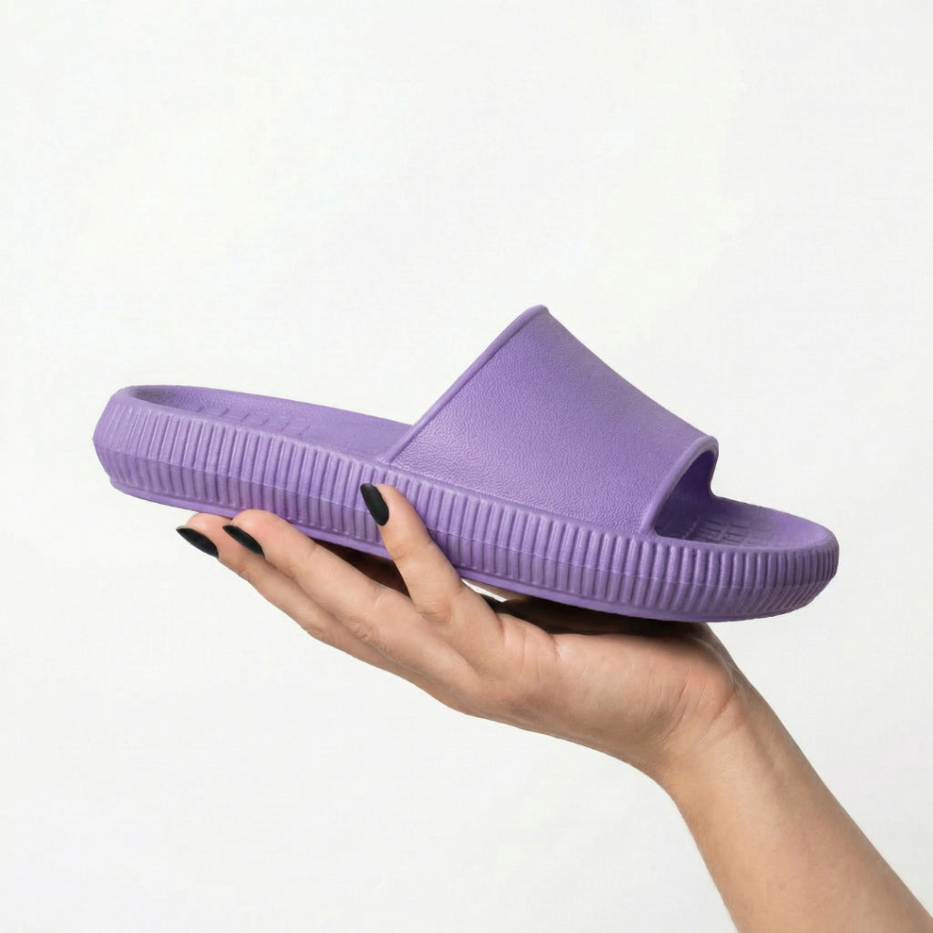 Chinelo slide ortopédico Nuvem unissex da Passato com palmilha anatômica, leve e antiderrapante, ideal para conforto diário.