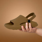 Chinelo infantil Nuvem Meninos 2 em 1 Passato com correia, leve, antiderrapante e confortável, ideal para crianças.